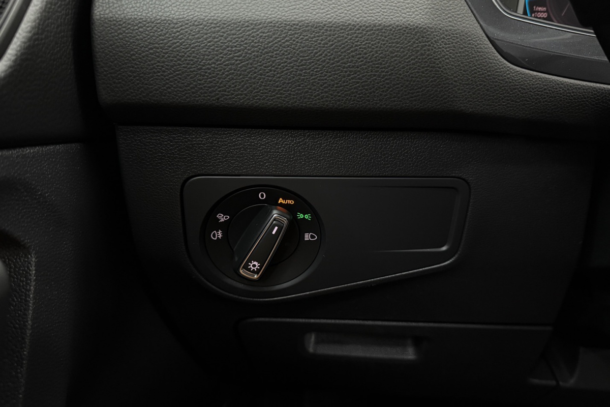 Ponuka vozidiel / Volkswagen Tiguan Allspace 1.5 TSI EVO OPF Elegance DSG - video