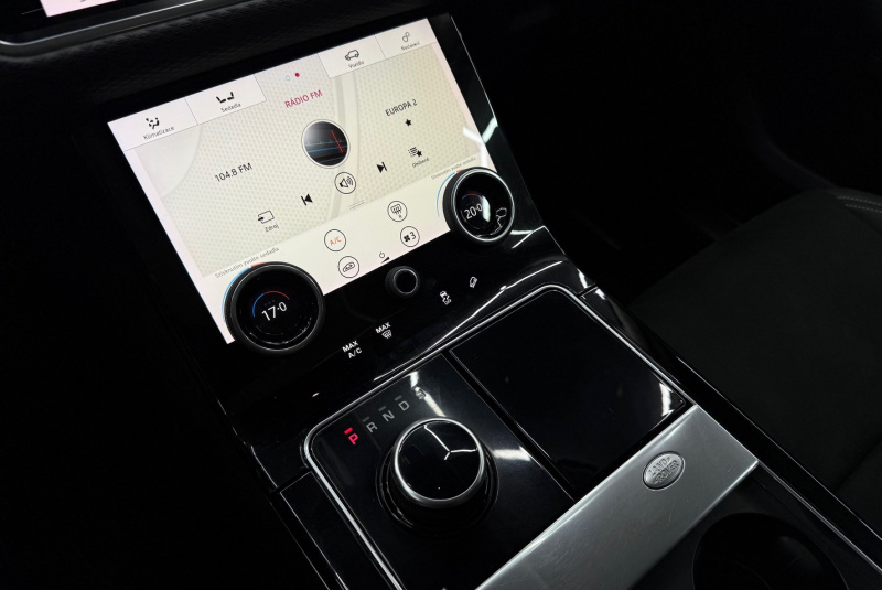  Ponuka vozidiel / Land Rover Range Rover Velar 2.0 Si4 HSE AWD A/T - video