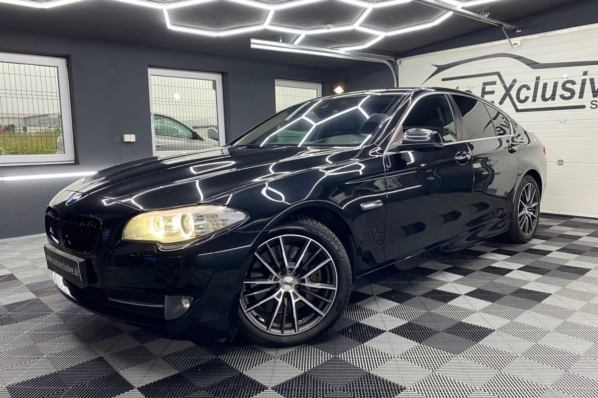 Ponuka vozidiel / BMW Rad 5 530d xDrive A/T - video
