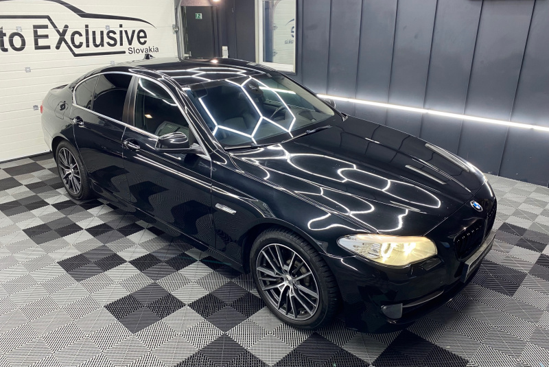  Ponuka vozidiel / BMW Rad 5 530d xDrive A/T - video