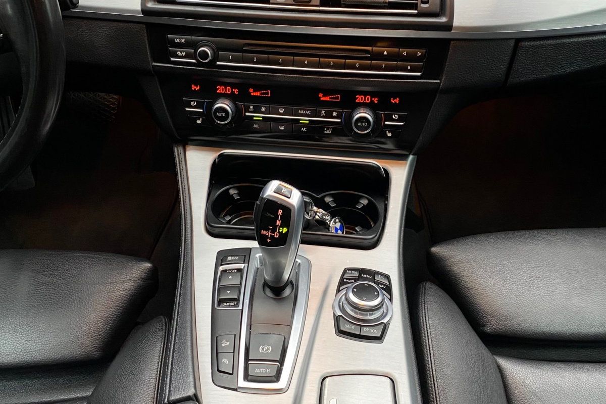 Ponuka vozidiel / BMW Rad 5 530d xDrive A/T - video