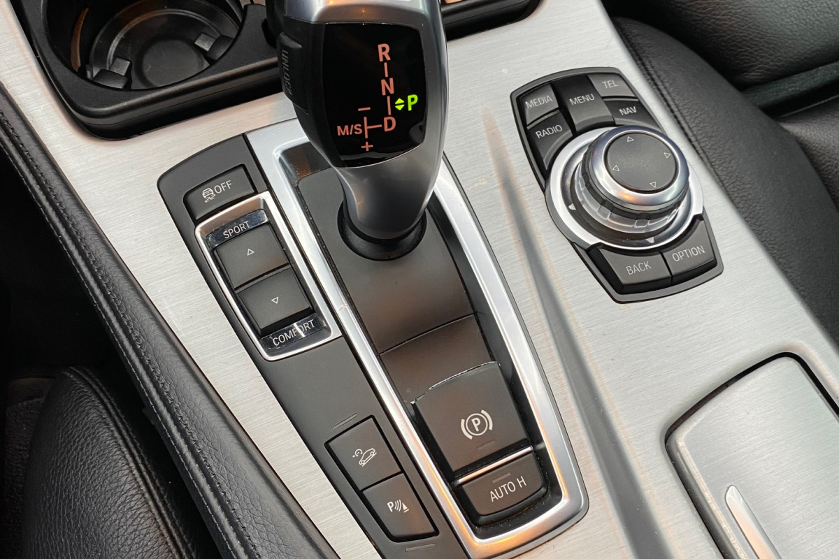 Ponuka vozidiel / BMW Rad 5 530d xDrive A/T - video