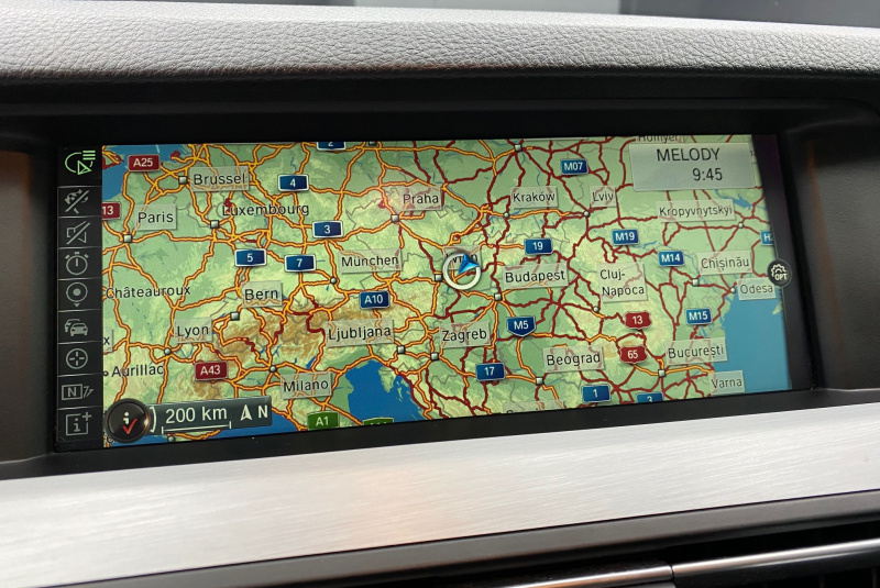  Ponuka vozidiel / BMW Rad 5 530d xDrive A/T - video