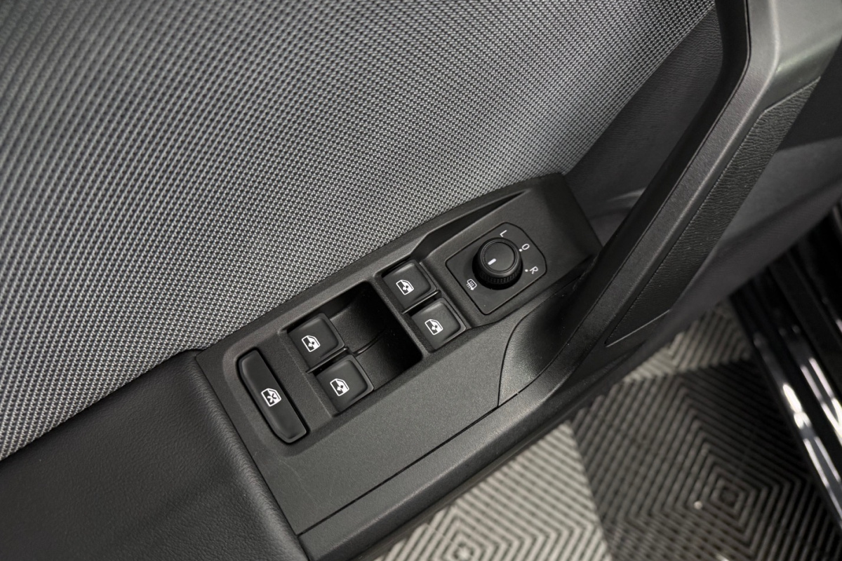 Ponuka vozidiel / Seat Leon SP 1.5 - video Ponuka vozidiel / Seat Leon SP 1.5 - video