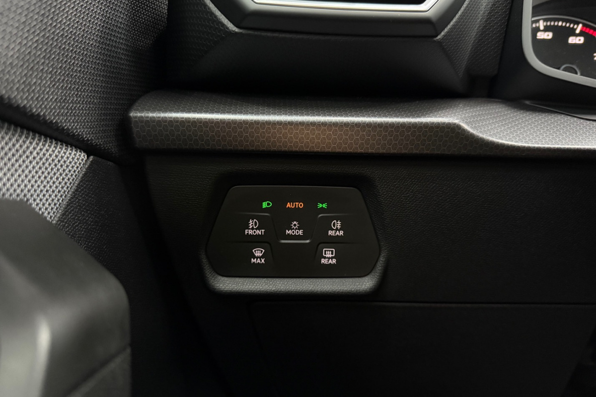 Ponuka vozidiel / Seat Leon SP 1.5 - video