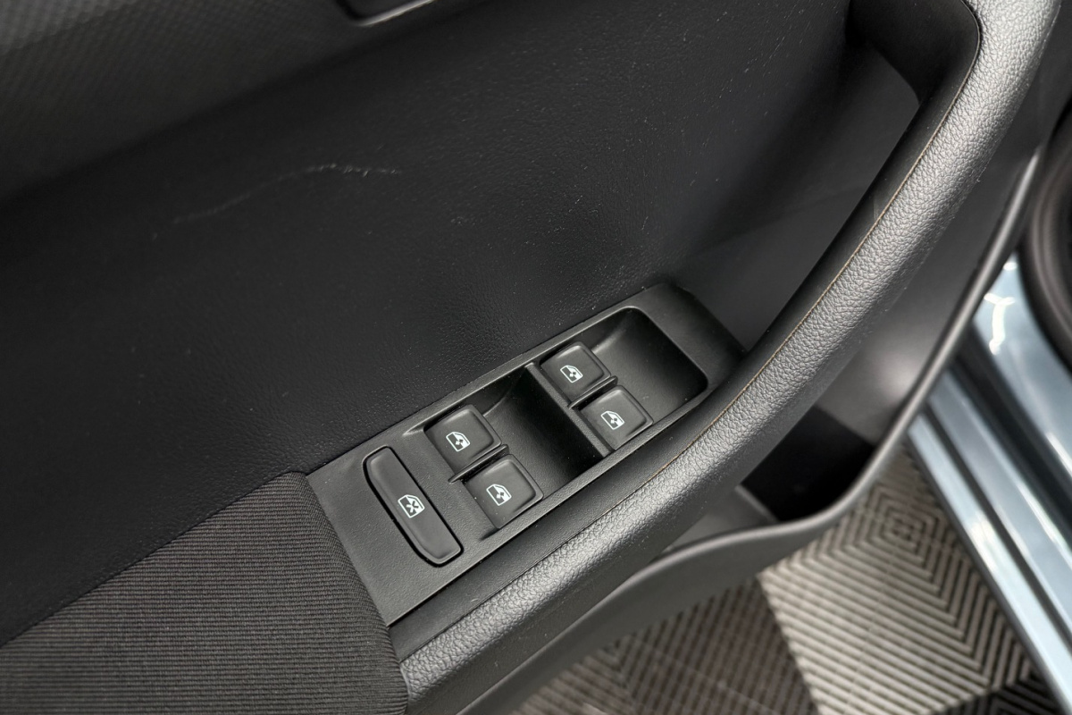 Ponuka vozidiel / Škoda Fabia Combi 1.0 TSI Style DSG - video