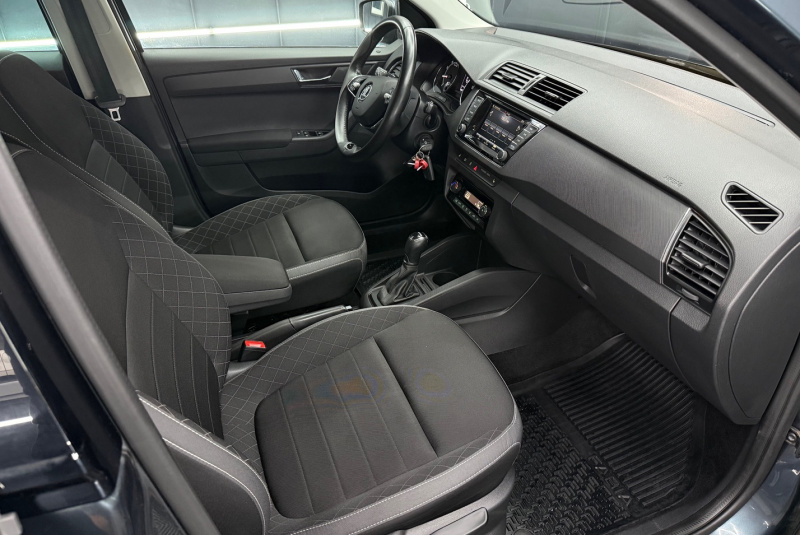  Ponuka vozidiel / Škoda Fabia Combi 1.0 TSI Style DSG - video
