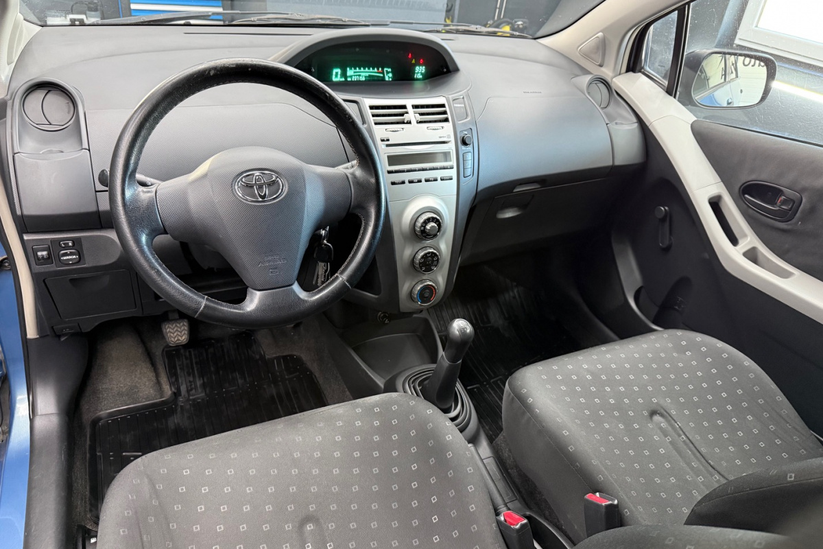 Ponuka vozidiel / Toyota Yaris 1.0 VVT-I Base Cool - video