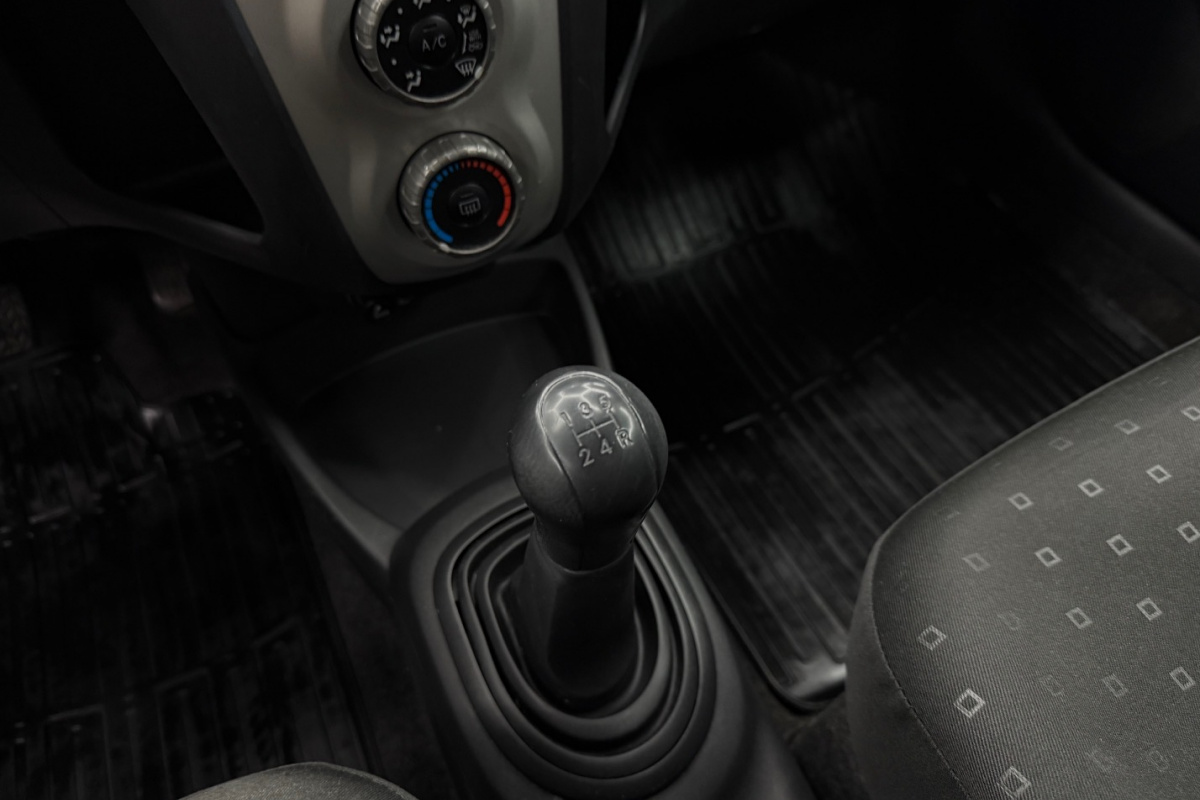 Ponuka vozidiel / Toyota Yaris 1.0 VVT-I Base Cool - video