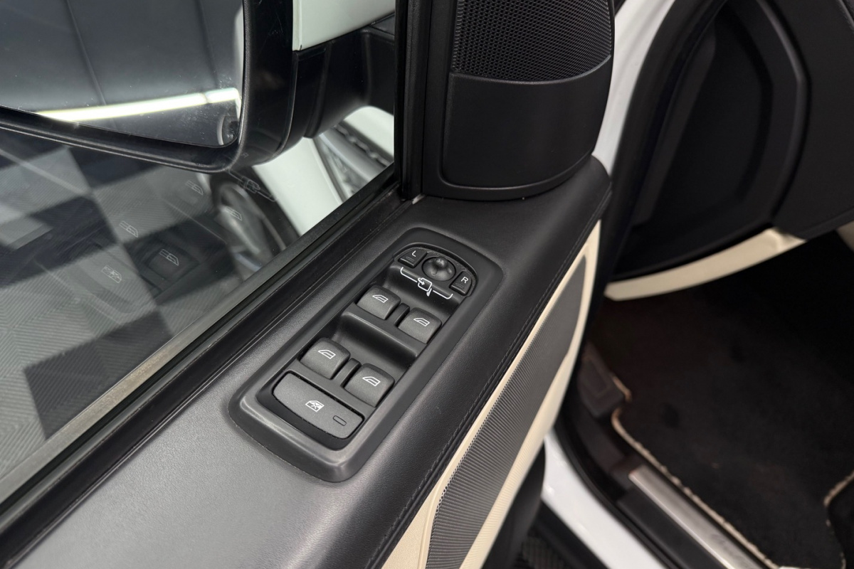 Ponuka vozidiel / Land Rover Range Rover Sport 3.0 TDV6 AB - video