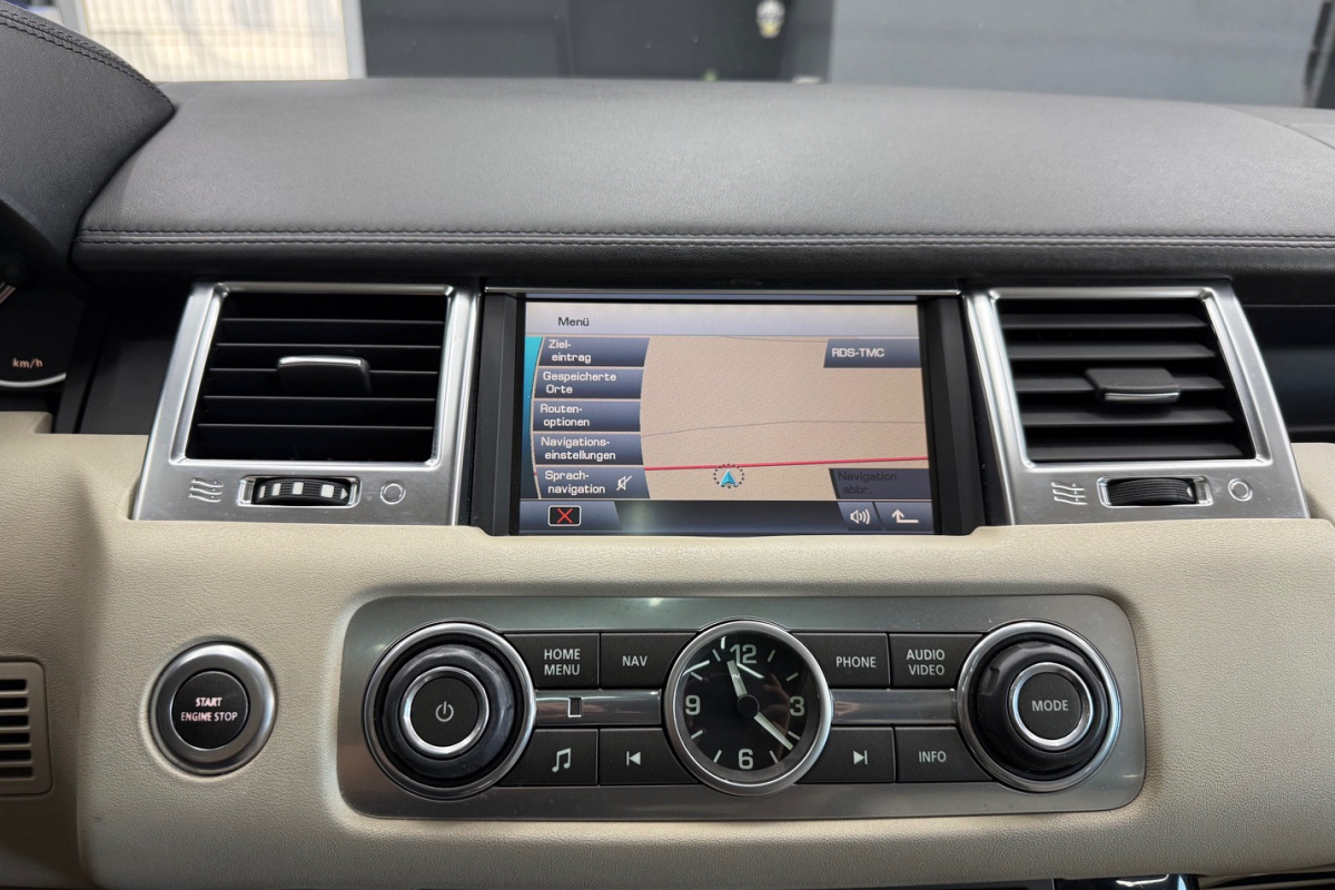 Ponuka vozidiel / Land Rover Range Rover Sport 3.0 TDV6 AB - video