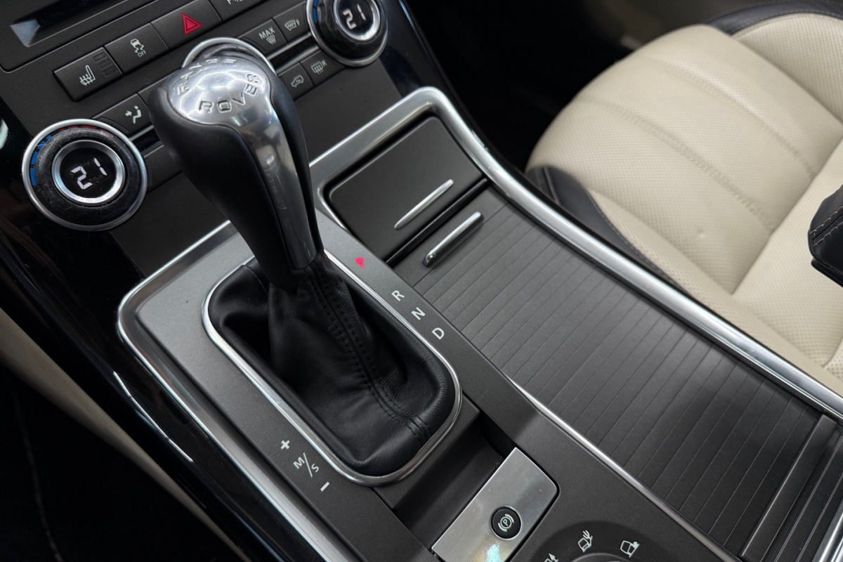Ponuka vozidiel / Land Rover Range Rover Sport 3.0 TDV6 AB - video