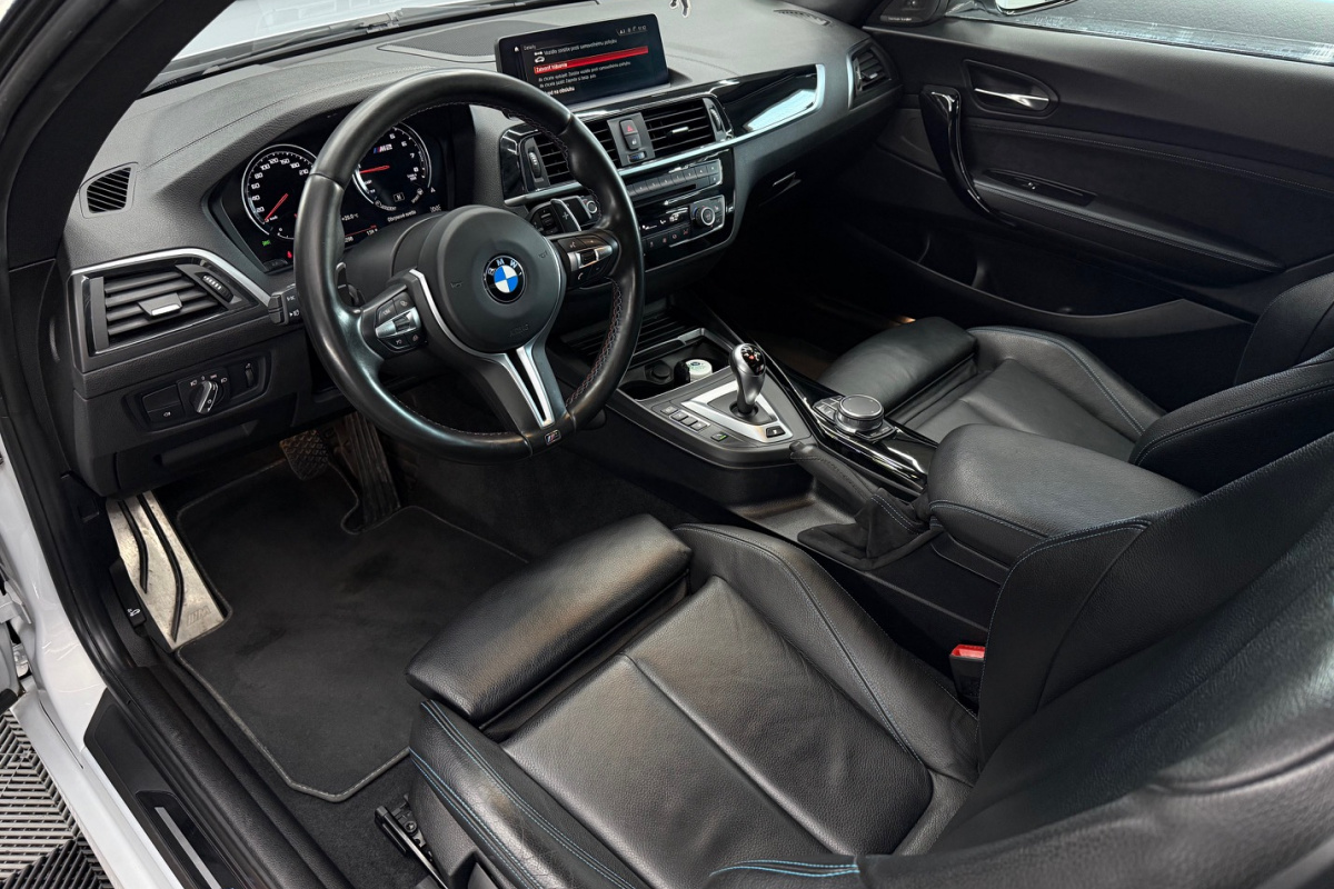 Ponuka vozidiel / BMW M2 Competition - video