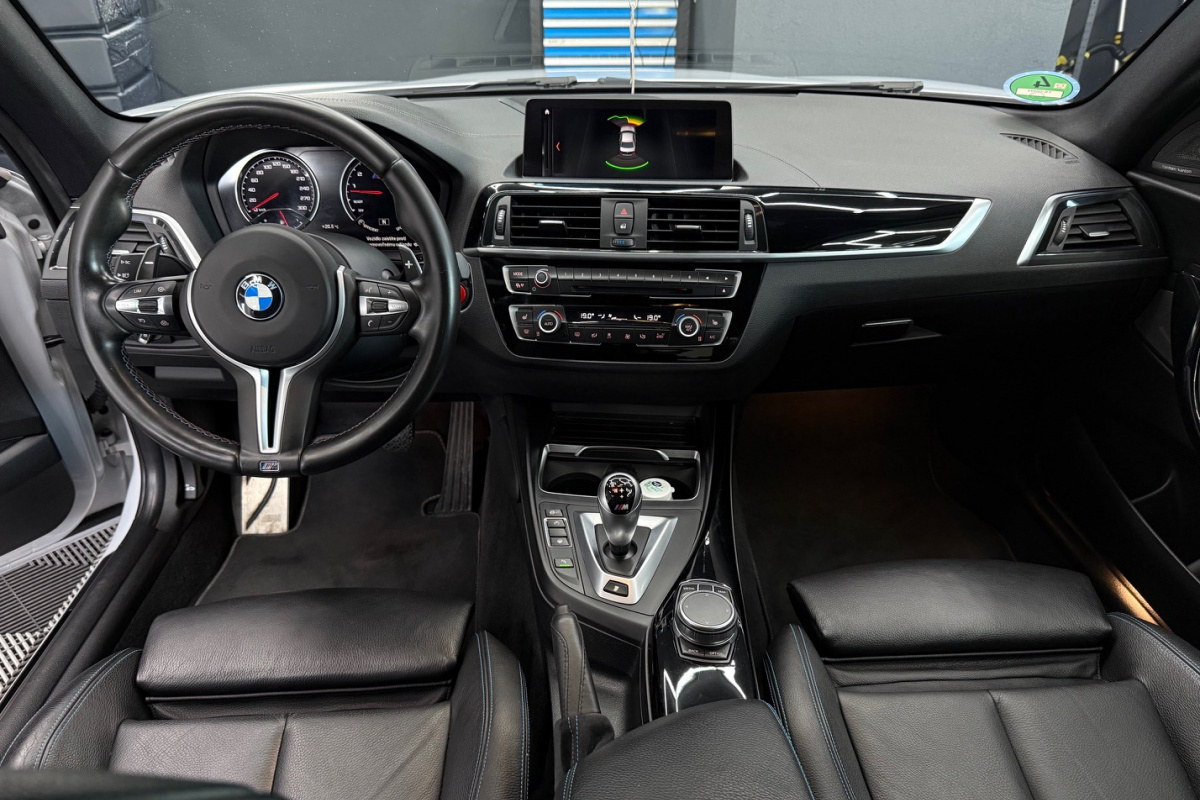 Ponuka vozidiel / BMW M2 Competition - video