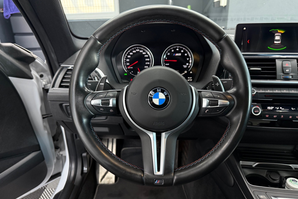 Ponuka vozidiel / BMW M2 Competition - video