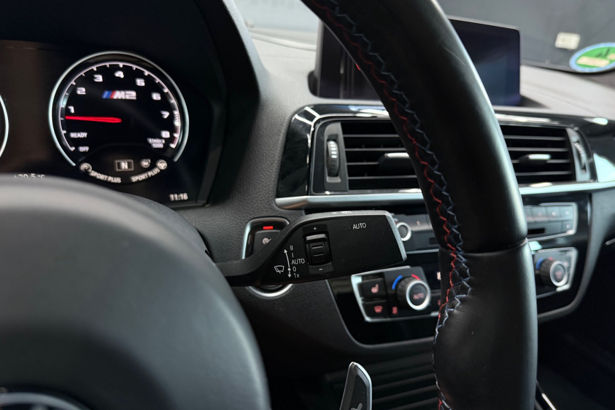 Ponuka vozidiel / BMW M2 Competition - video