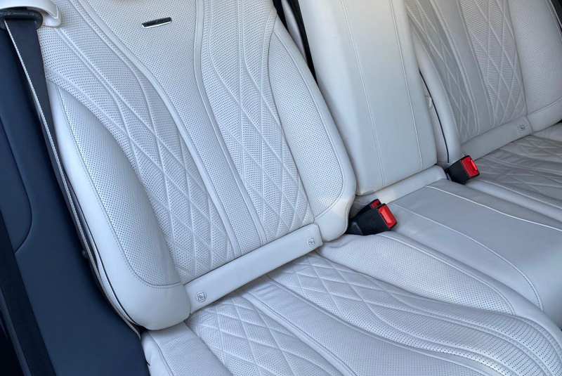 Ponuka vozidiel / Mercedes-Benz S trieda Sedan Mercedes-AMG 63 4matic - video Ponuka vozidiel / Mercedes-Benz S trieda Sedan Mercedes-AMG 63 4matic - video