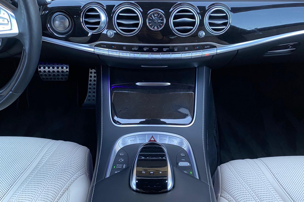 Ponuka vozidiel / Mercedes-Benz S trieda Sedan Mercedes-AMG 63 4matic - video Ponuka vozidiel / Mercedes-Benz S trieda Sedan Mercedes-AMG 63 4matic - video