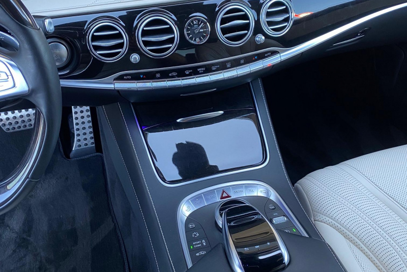 Ponuka vozidiel / Mercedes-Benz S trieda Sedan Mercedes-AMG 63 4matic - video Ponuka vozidiel / Mercedes-Benz S trieda Sedan Mercedes-AMG 63 4matic - video