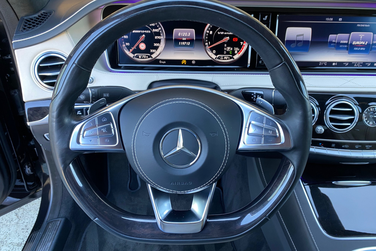 Ponuka vozidiel / Mercedes-Benz S trieda Sedan Mercedes-AMG 63 4matic - video Ponuka vozidiel / Mercedes-Benz S trieda Sedan Mercedes-AMG 63 4matic - video