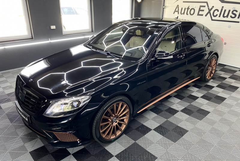 Ponuka vozidiel / Mercedes-Benz S trieda Sedan Mercedes-AMG 63 4matic - video