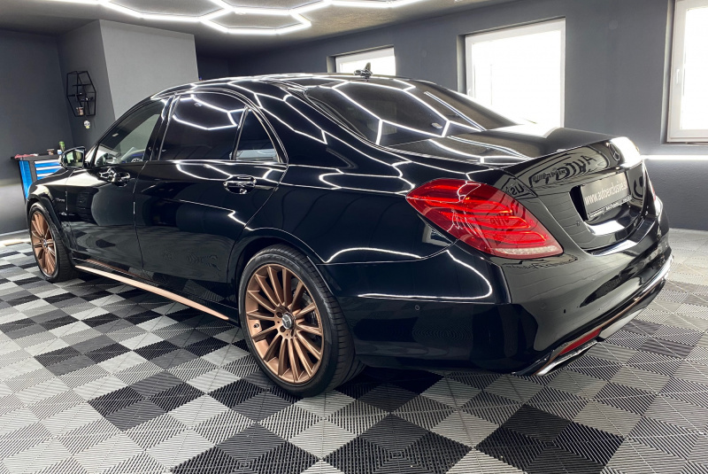  Ponuka vozidiel / Mercedes-Benz S trieda Sedan Mercedes-AMG 63 4matic - video
