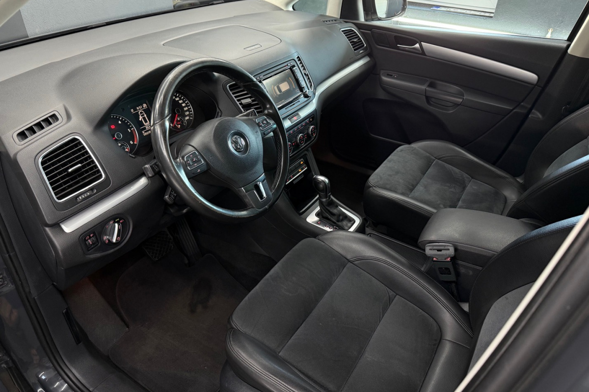 Ponuka vozidiel / Volkswagen Sharan 2.0 TDI BMT Highline DSG - video Ponuka vozidiel / Volkswagen Sharan 2.0 TDI BMT Highline DSG - video