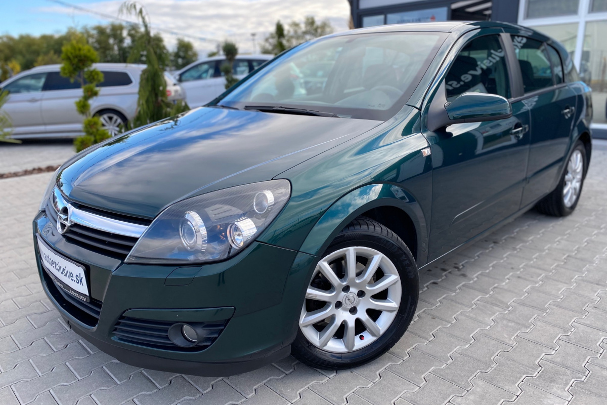 Ponuka vozidiel / Opel Astra 1.6  AUTOMAT - video