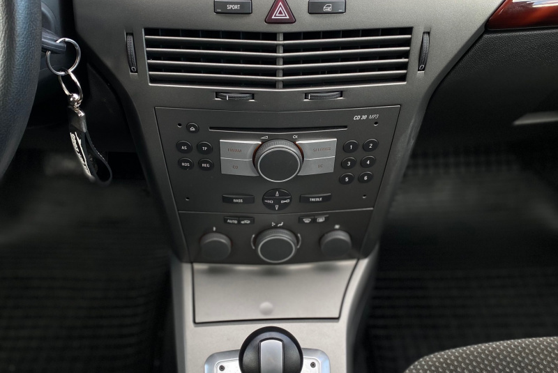  Ponuka vozidiel / Opel Astra 1.6  AUTOMAT - video