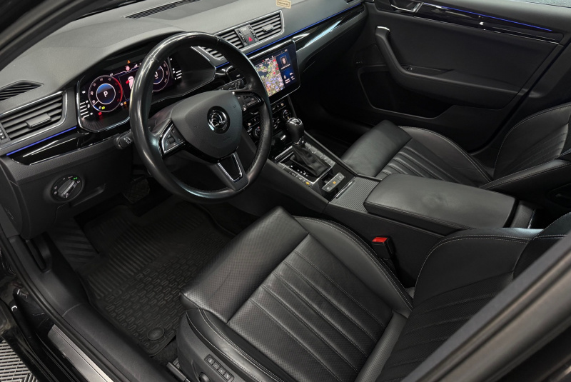  Ponuka vozidiel / Škoda Superb Combi 2.0 TDI SCR L K DSG - video