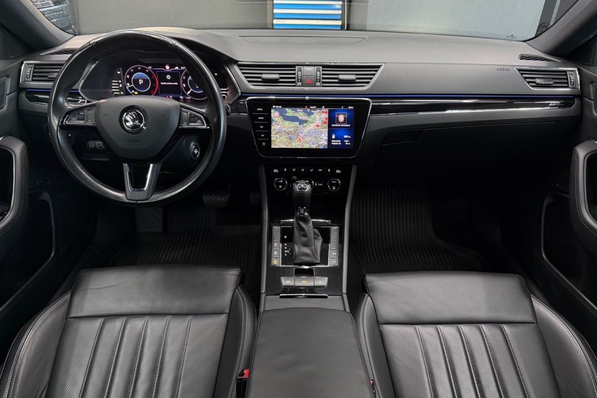 Ponuka vozidiel / Škoda Superb Combi 2.0 TDI SCR L K DSG - video