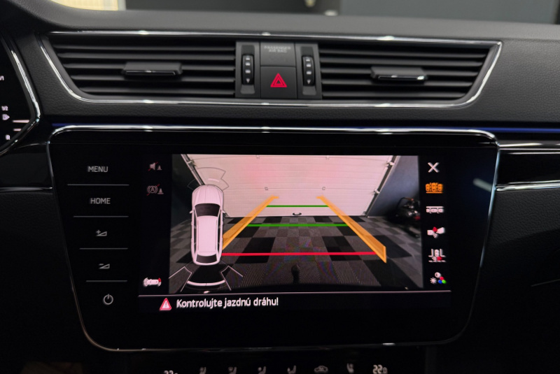  Ponuka vozidiel / Škoda Superb Combi 2.0 TDI SCR L K DSG - video