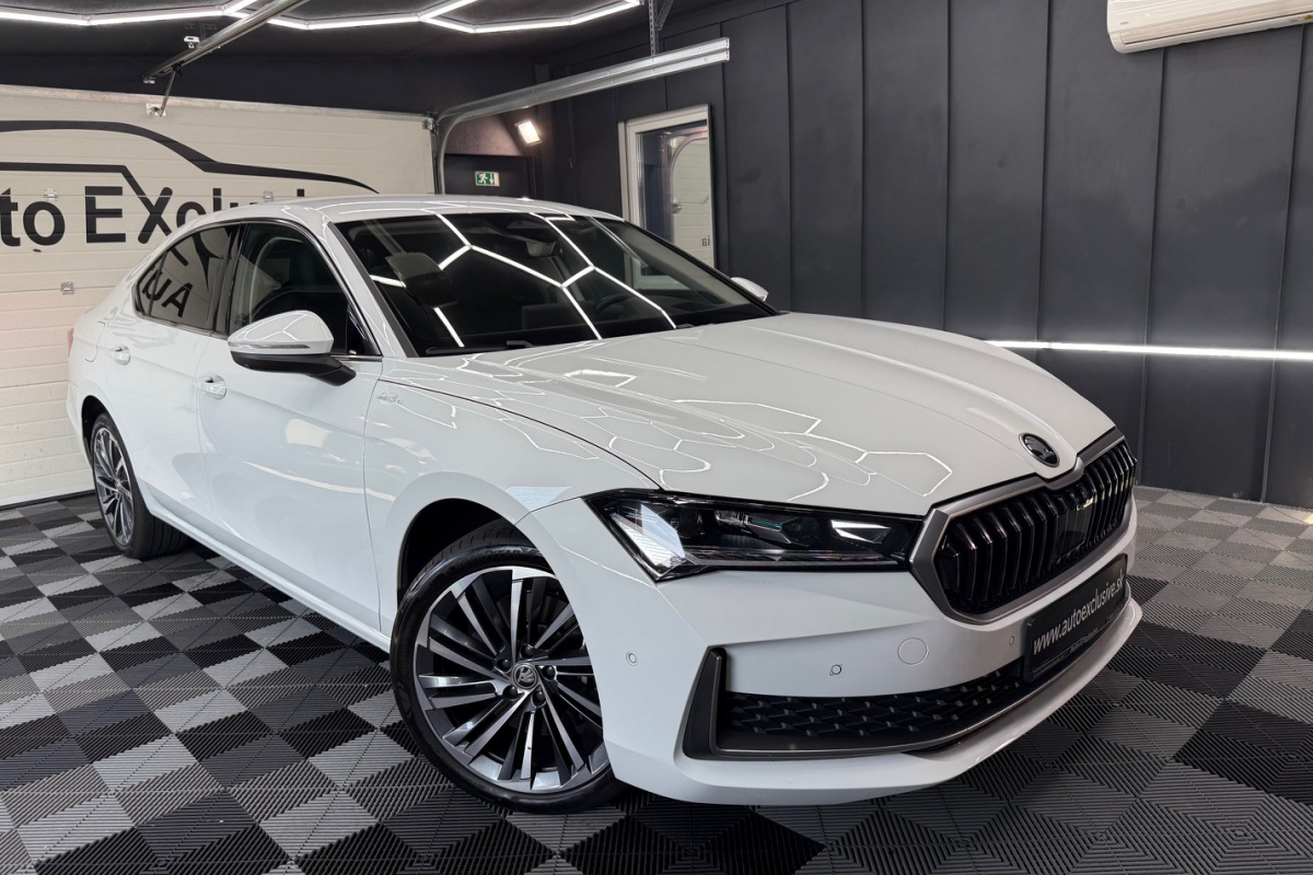 Ponuka vozidiel / Škoda Superb 2.0 TDI L K DSG 4x4 - video