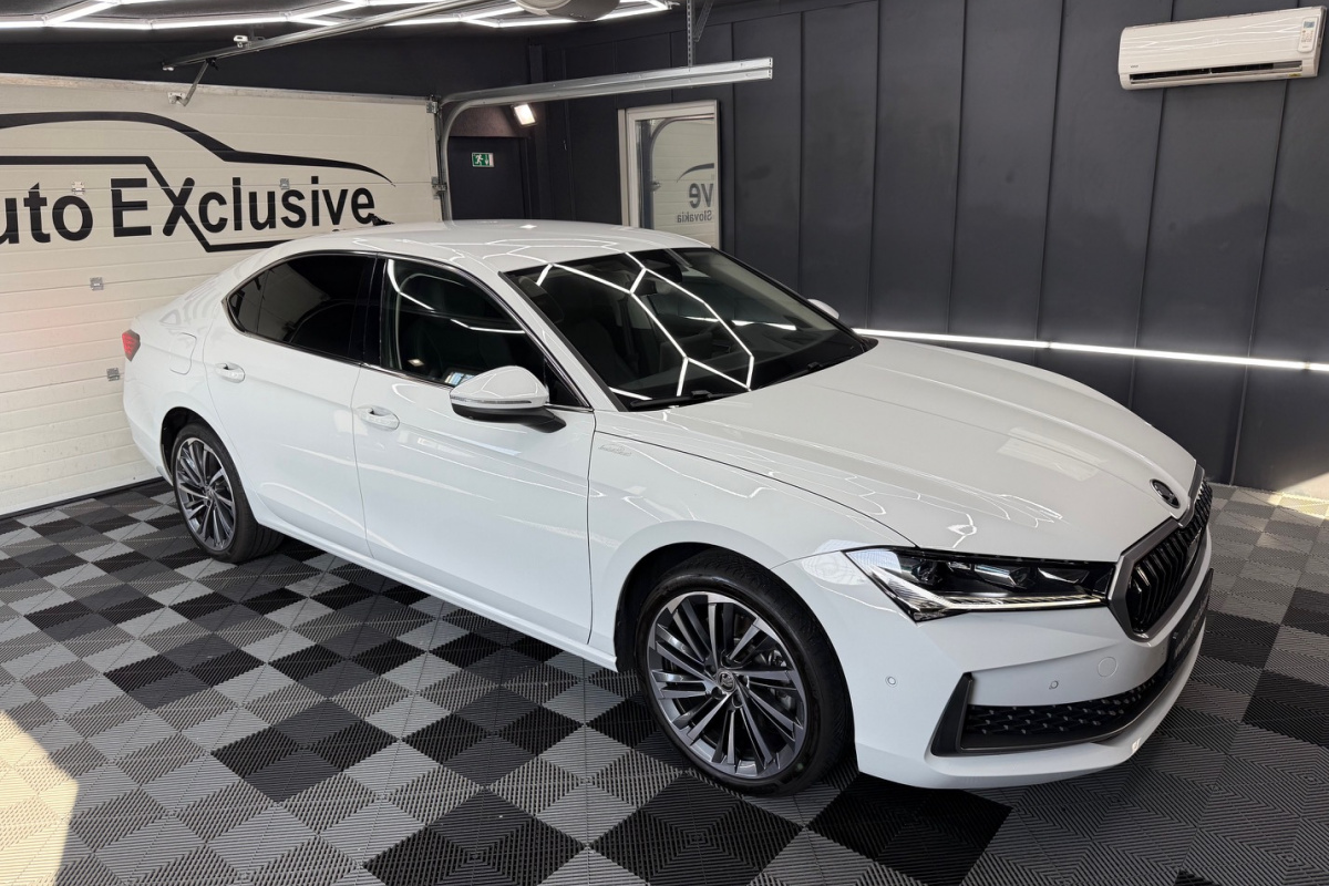 Ponuka vozidiel / Škoda Superb 2.0 TDI L K DSG 4x4 - video