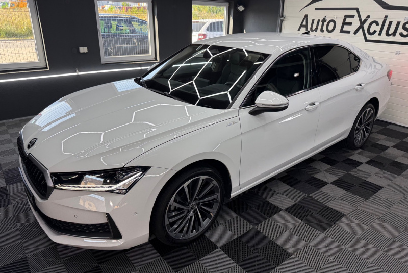  Ponuka vozidiel / Škoda Superb 2.0 TDI L K DSG 4x4 - video