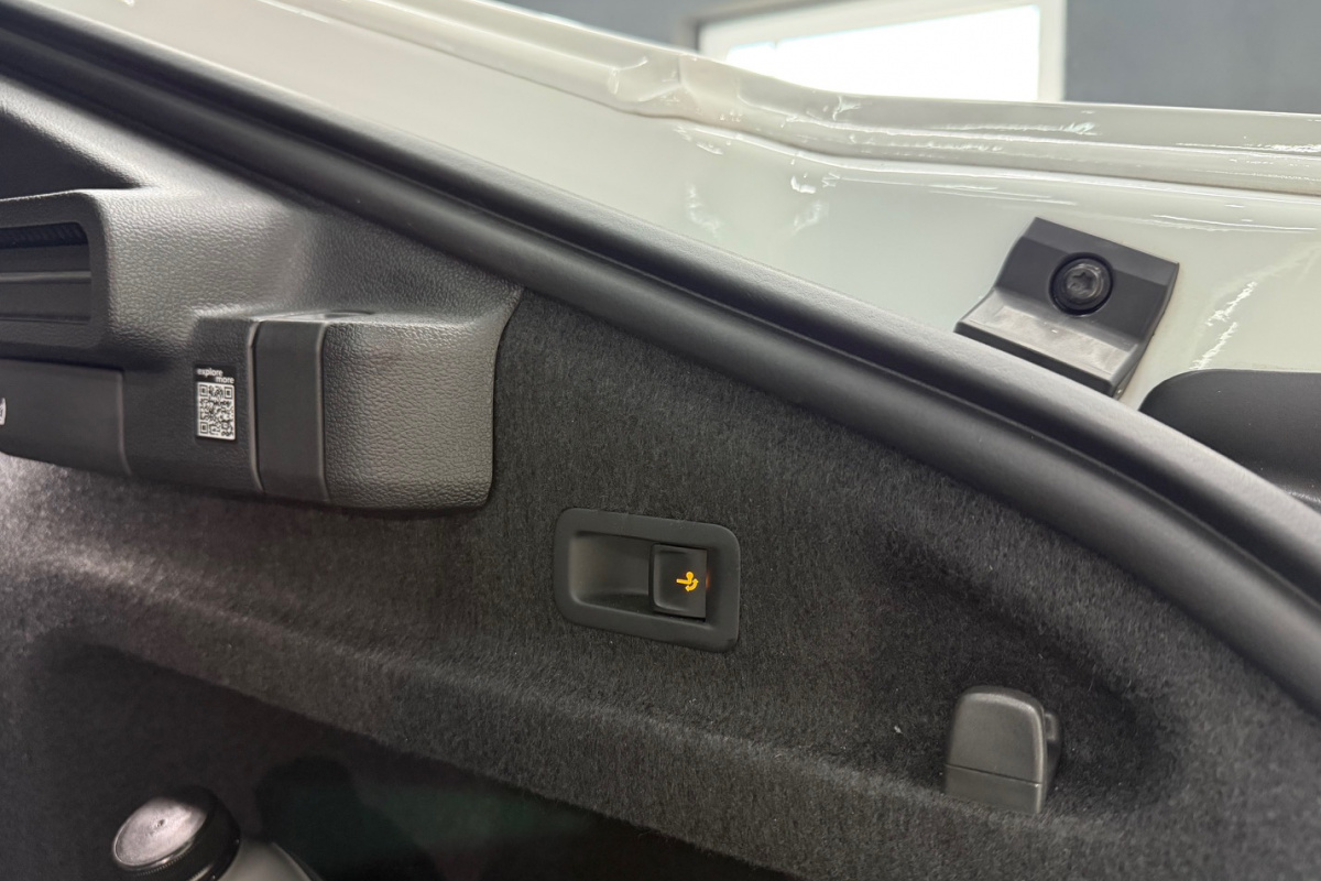 Ponuka vozidiel / Škoda Superb 2.0 TDI L K DSG 4x4 - video Ponuka vozidiel / Škoda Superb 2.0 TDI L K DSG 4x4 - video