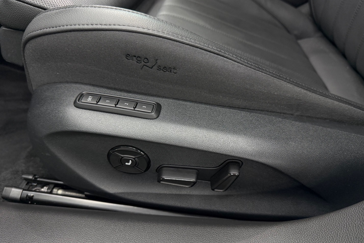 Ponuka vozidiel / Škoda Superb 2.0 TDI L K DSG 4x4 - video Ponuka vozidiel / Škoda Superb 2.0 TDI L K DSG 4x4 - video