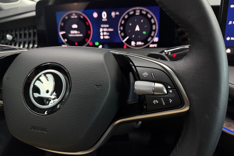 Ponuka vozidiel / Škoda Superb 2.0 TDI L K DSG 4x4 - video Ponuka vozidiel / Škoda Superb 2.0 TDI L K DSG 4x4 - video