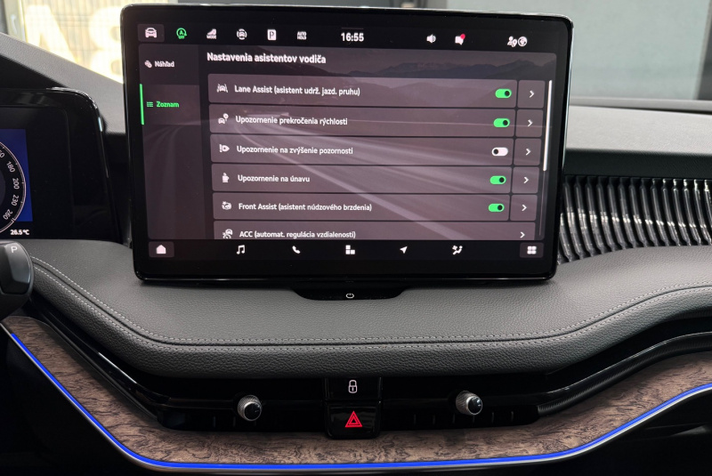  Ponuka vozidiel / Škoda Superb 2.0 TDI L K DSG 4x4 - video