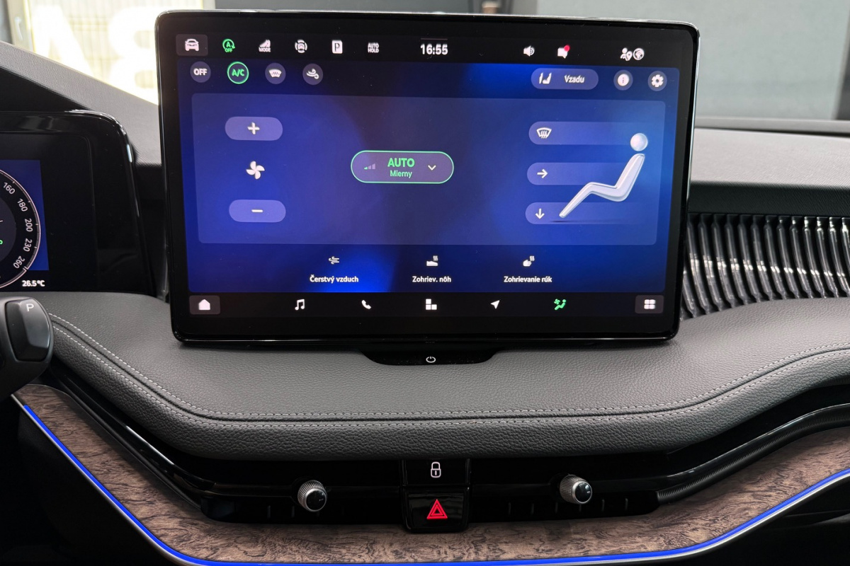 Ponuka vozidiel / Škoda Superb 2.0 TDI L K DSG 4x4 - video