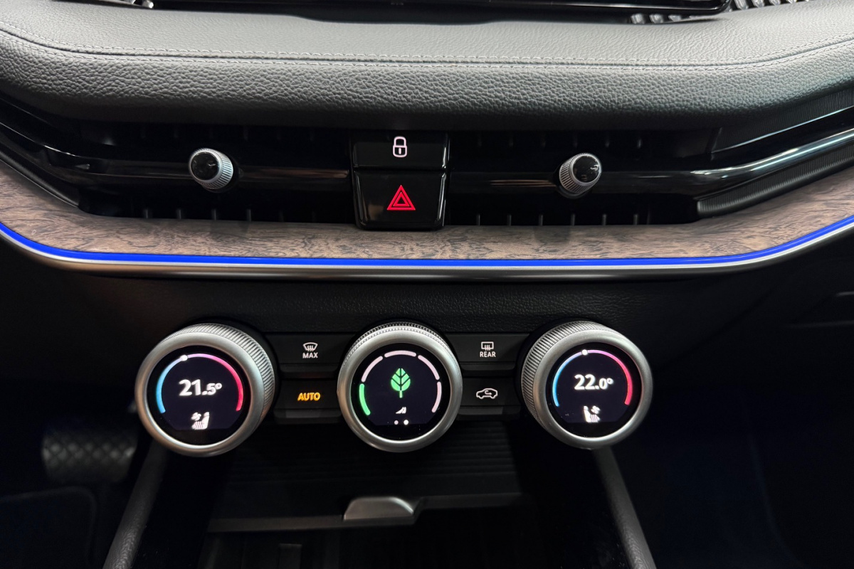 Ponuka vozidiel / Škoda Superb 2.0 TDI L K DSG 4x4 - video Ponuka vozidiel / Škoda Superb 2.0 TDI L K DSG 4x4 - video