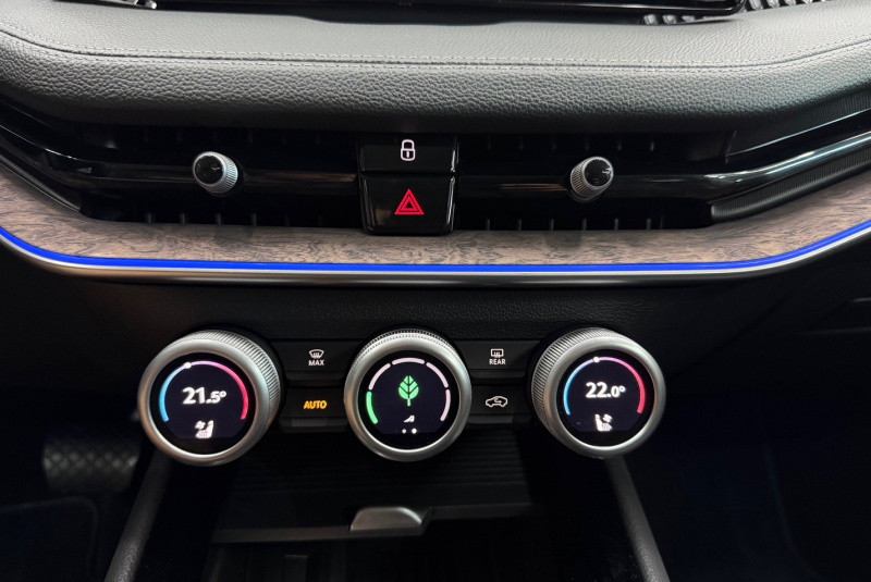 Ponuka vozidiel / Škoda Superb 2.0 TDI L K DSG 4x4 - video Ponuka vozidiel / Škoda Superb 2.0 TDI L K DSG 4x4 - video