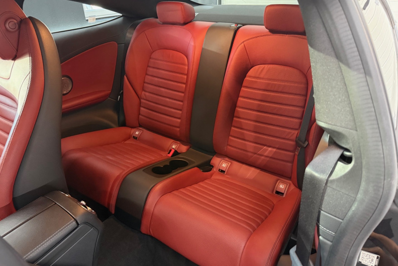 Ponuka vozidiel / Mercedes-Benz C trieda Kupé 220 d A/T - video Ponuka vozidiel / Mercedes-Benz C trieda Kupé 220 d A/T - video