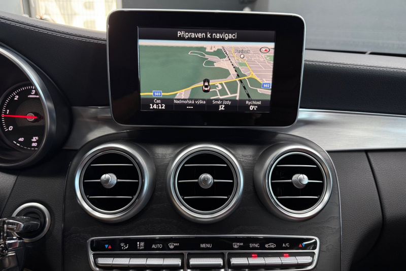  Ponuka vozidiel / Mercedes-Benz C trieda Kupé 220 d A/T - video