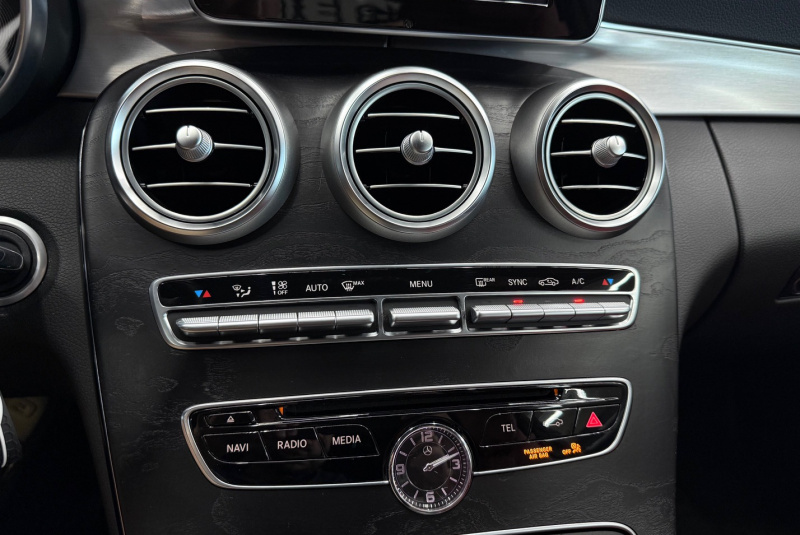 Ponuka vozidiel / Mercedes-Benz C trieda Kupé 220 d A/T - video Ponuka vozidiel / Mercedes-Benz C trieda Kupé 220 d A/T - video