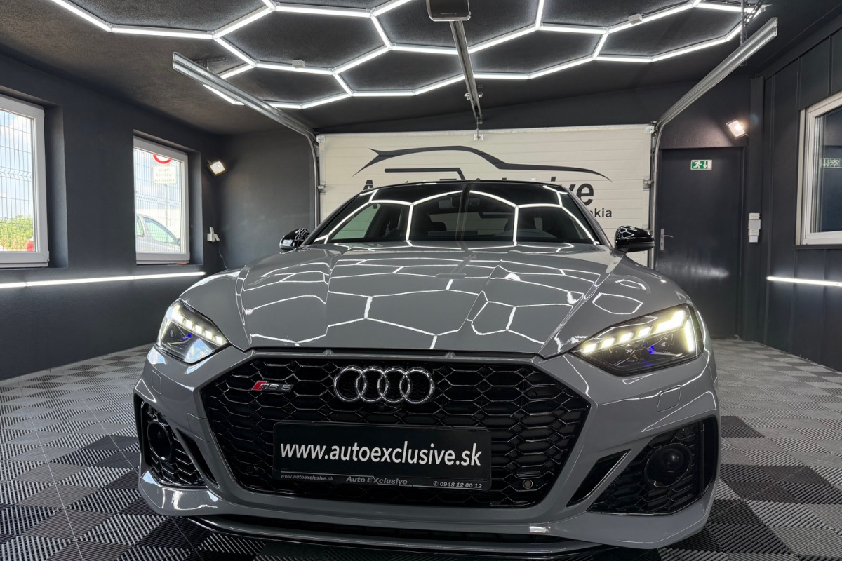 Ponuka vozidiel / Audi RS5 Coupé 2.9 TFSI quattro tiptronic - video