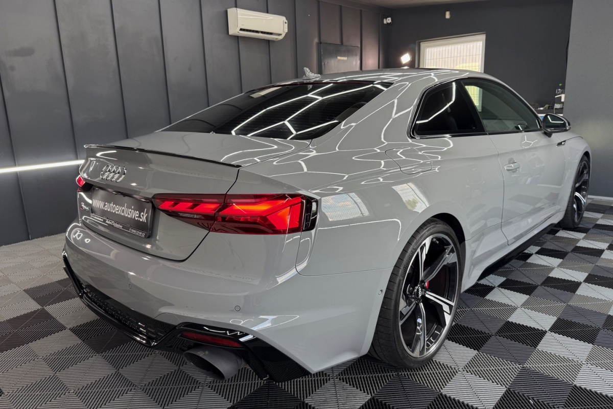 Ponuka vozidiel / Audi RS5 Coupé 2.9 TFSI quattro tiptronic - video