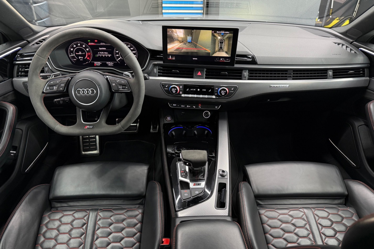 Ponuka vozidiel / Audi RS5 Coupé 2.9 TFSI quattro tiptronic - video