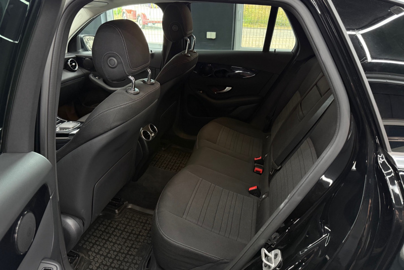  Ponuka vozidiel / Mercedes-Benz GLC SUV 200 4Matic EQ Boost - video