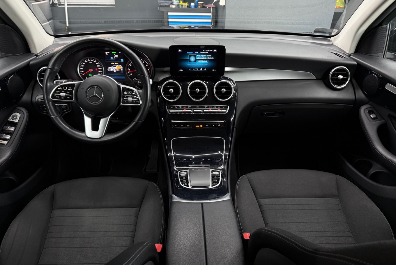  Ponuka vozidiel / Mercedes-Benz GLC SUV 200 4Matic EQ Boost - video